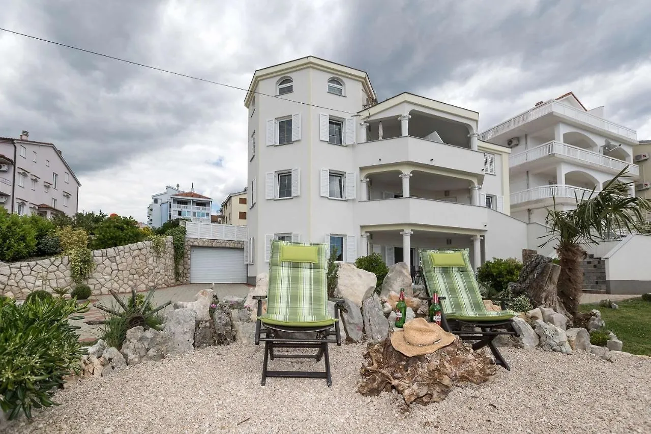 Apartment In Crikvenica 5516